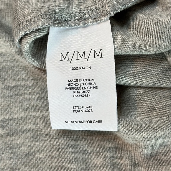 Cabi Taylor Twist Front Gray Draped Long Sleeve Top 3245 Size Medium - Picture 8 of 11